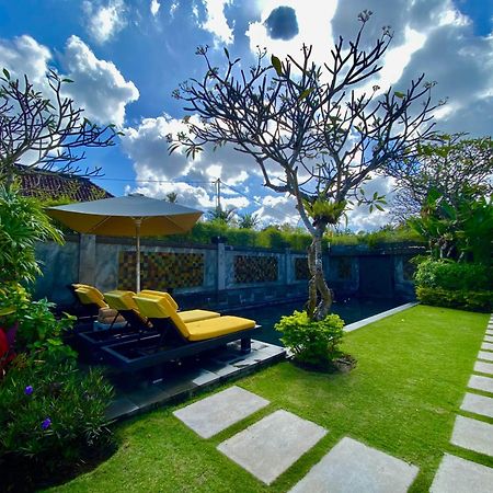 Serene Villas Семіньяк Екстер'єр фото