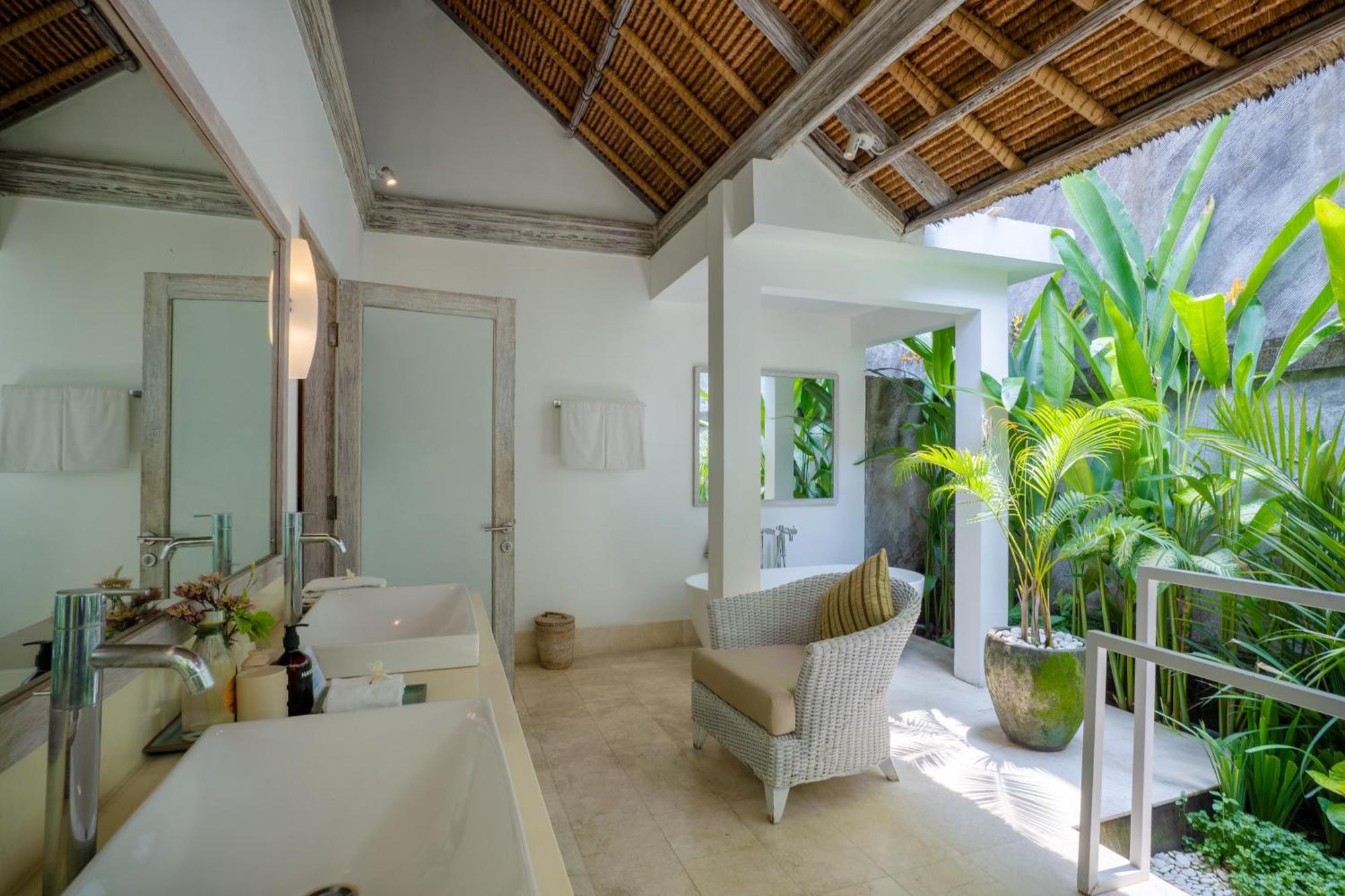 Serene Villas Семіньяк Екстер'єр фото
