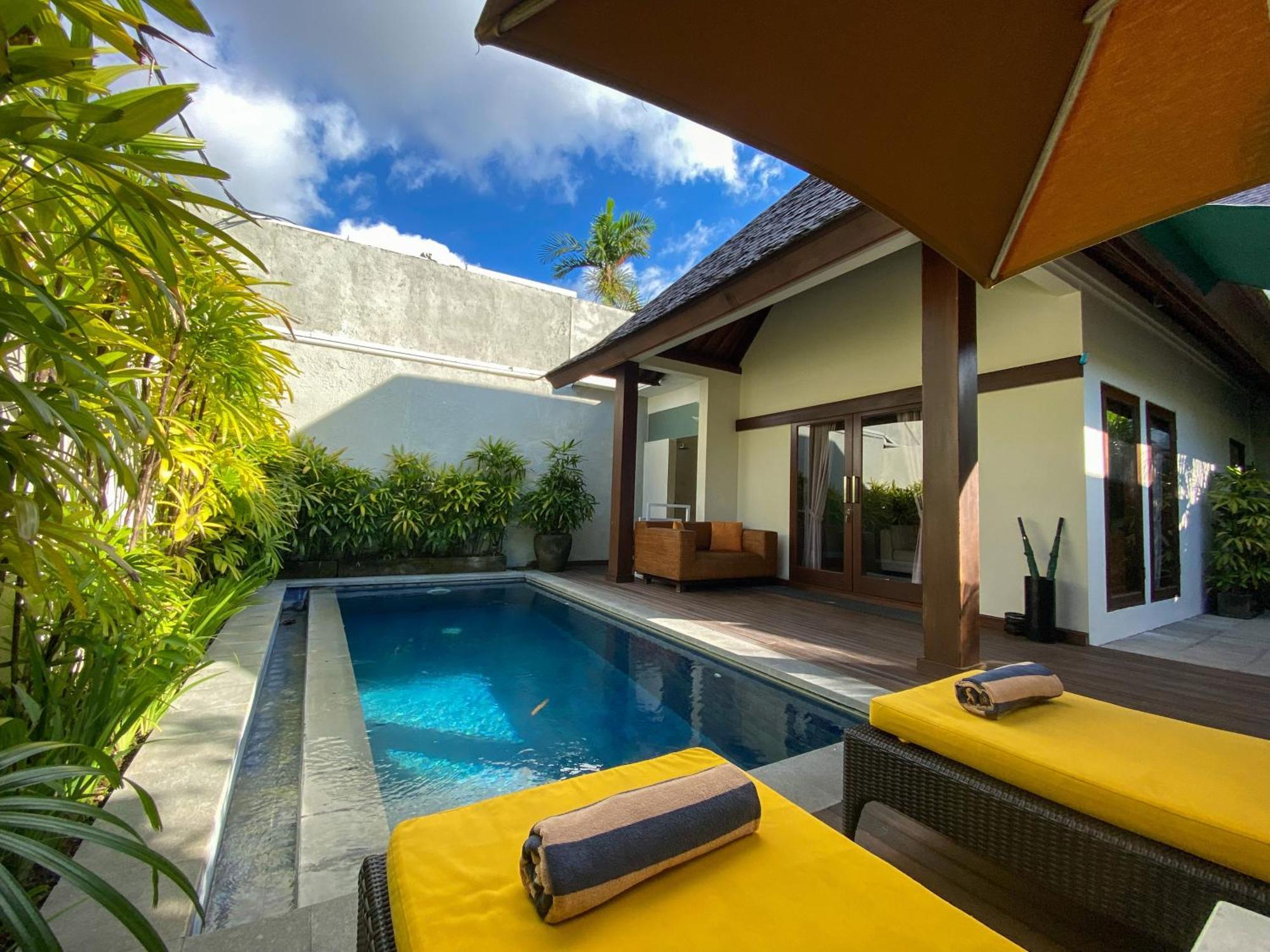 Serene Villas Семіньяк Екстер'єр фото